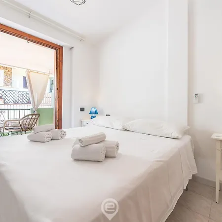 Estay - Gigi's House - Comfort & Relax Vakantiehuis Villasimius